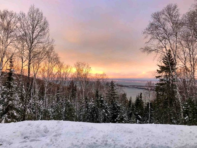 Cabins (Canada, Baie Saint Paul, Quebec)