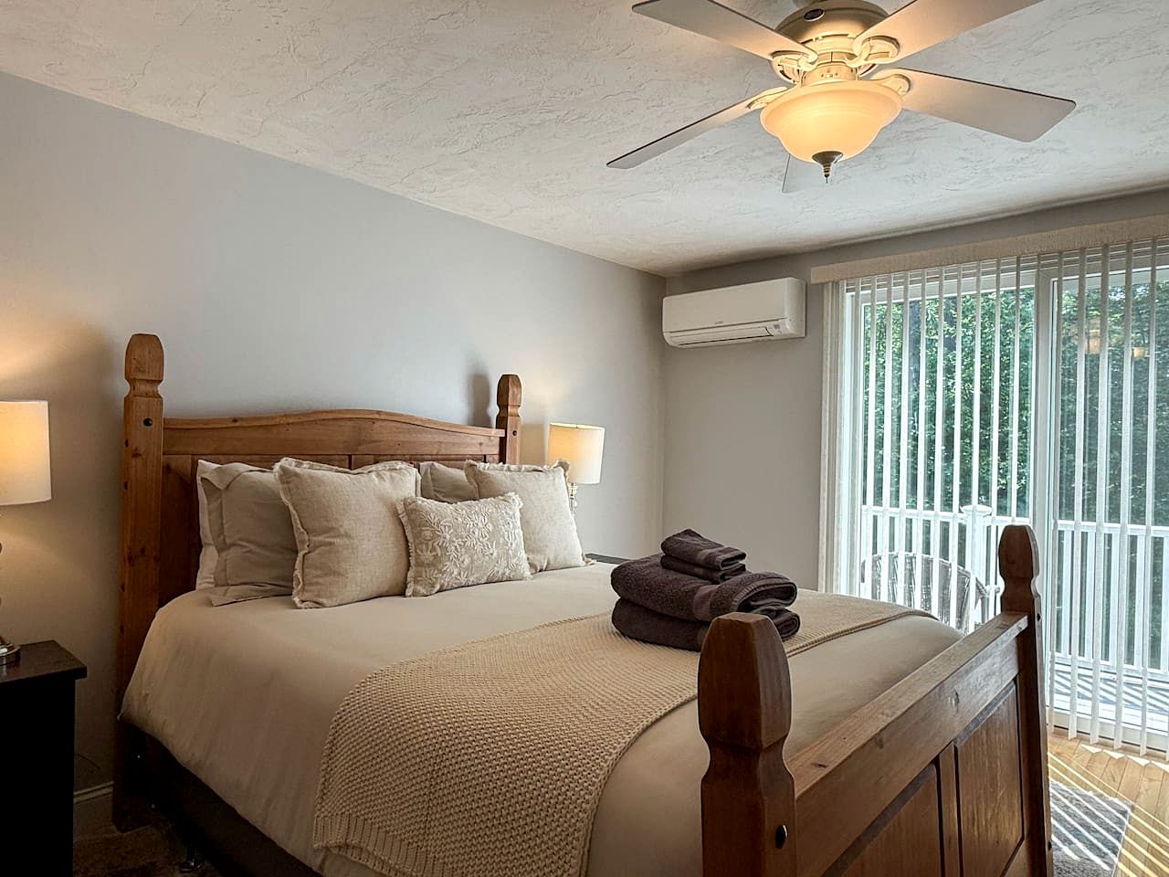 Cozy Cabin Retreat Near Saco River in Conway, New Hampshire