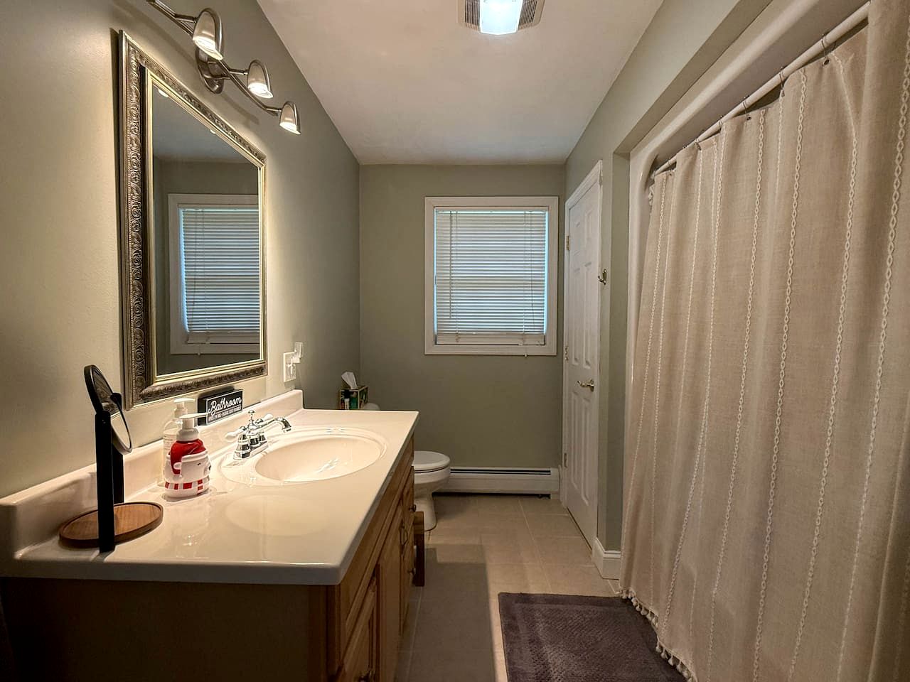 Cozy Cabin Retreat Near Saco River in Conway, New Hampshire