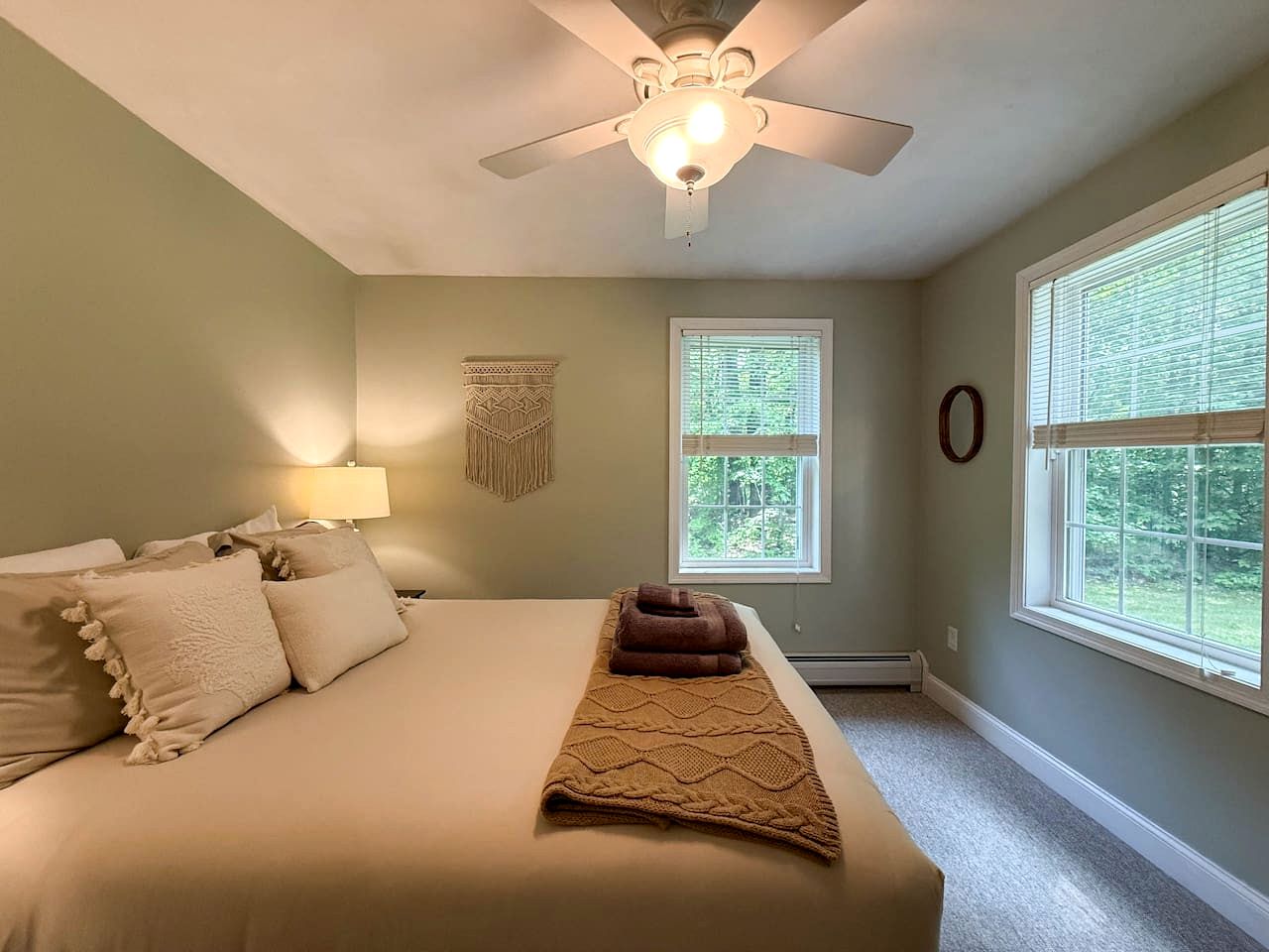 Cozy Cabin Retreat Near Saco River in Conway, New Hampshire