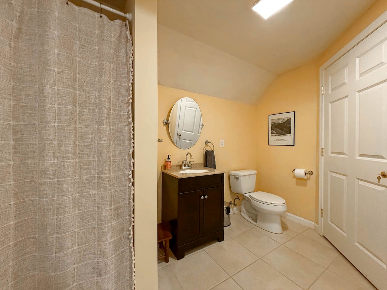 Cozy Cabin Retreat Near Saco River in Conway, New Hampshire