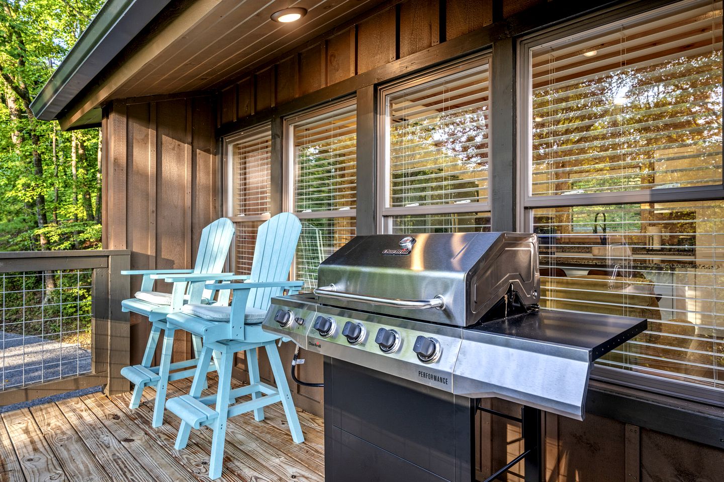 Incredible Cabin with Breathtaking Views Nestled in the Trees in Gatlinburg, Tennessee