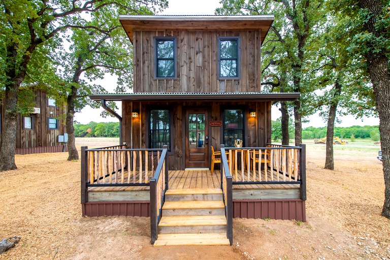 Glamping Cabin in Waco, Texas for Weekend Escapes to Nature