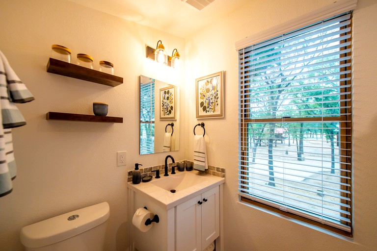 Vacation Rentals (United States of America, Elm Mott, Texas)