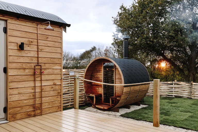 Huts (United Kingdom, Binsted, England)