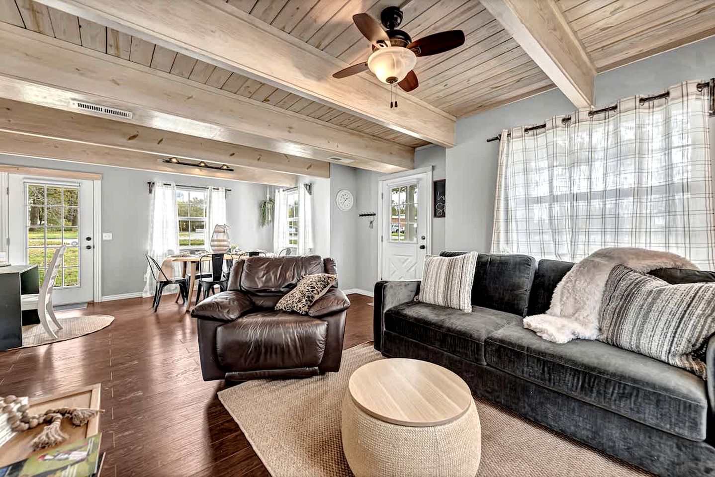 Inviting Hideaway Perfect for a Relaxing Escape in Siloam Springs, Arkansas
