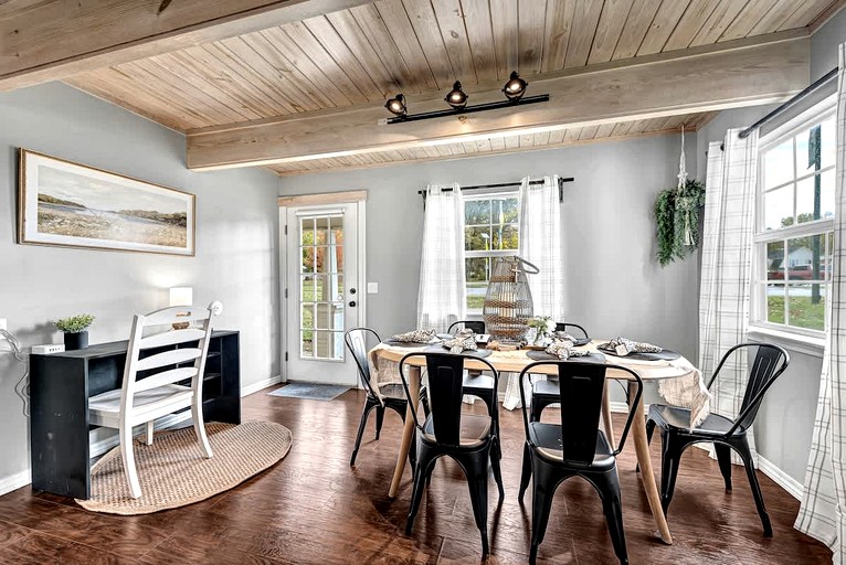 Vacation Rentals (United States of America, Siloam Springs, Arkansas)