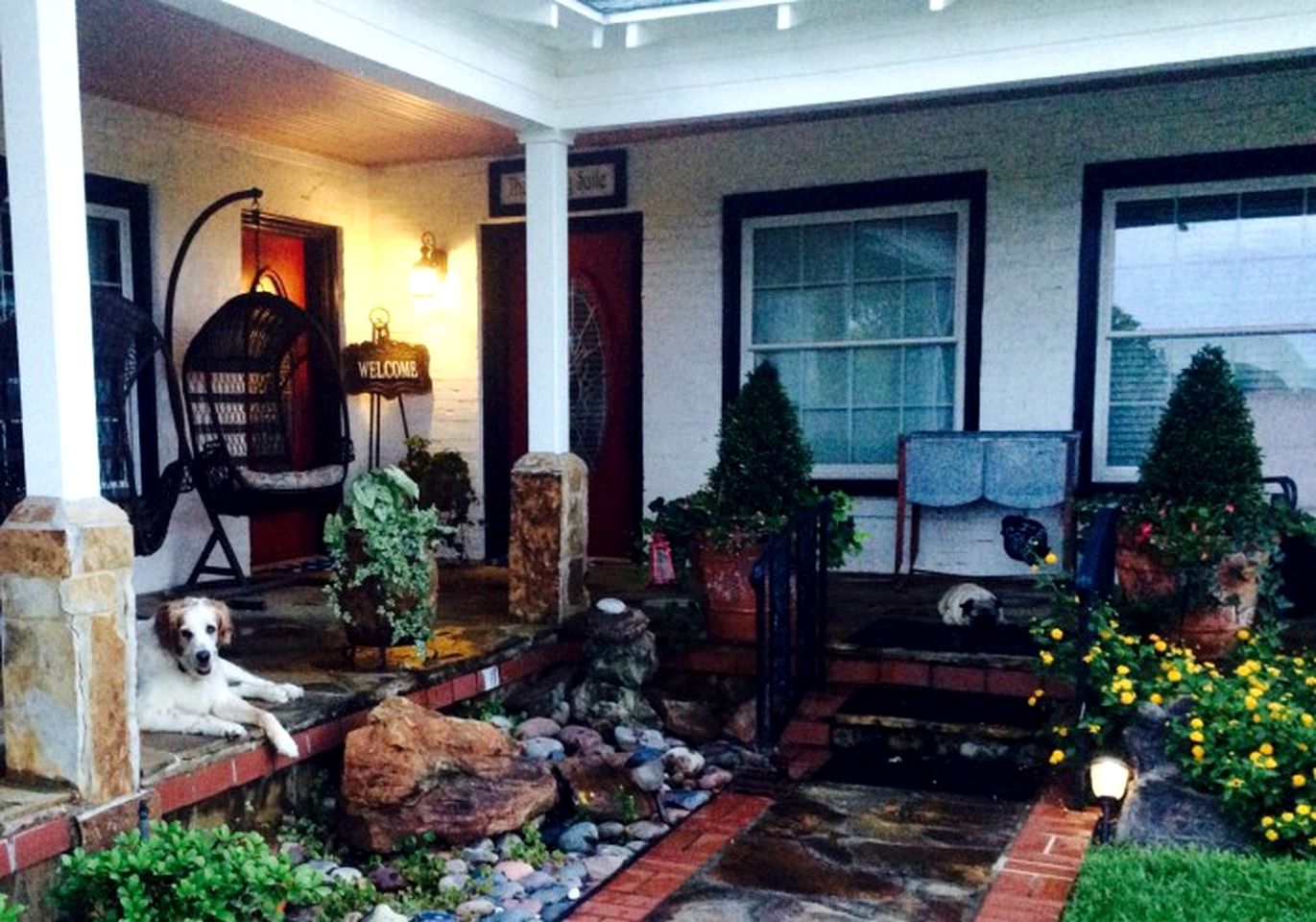 Historic Schoolhouse Vacation Rental for Weekend Getaway in Azle, Texas