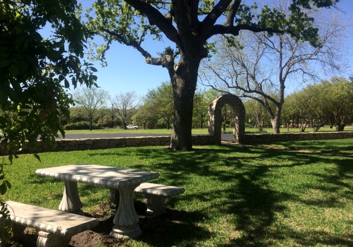 Historic Schoolhouse Vacation Rental for Weekend Getaway in Azle, Texas