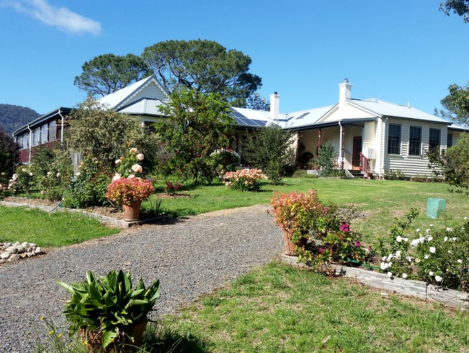 Nature Lodges (Southern Highlands, New South Wales, Australia)