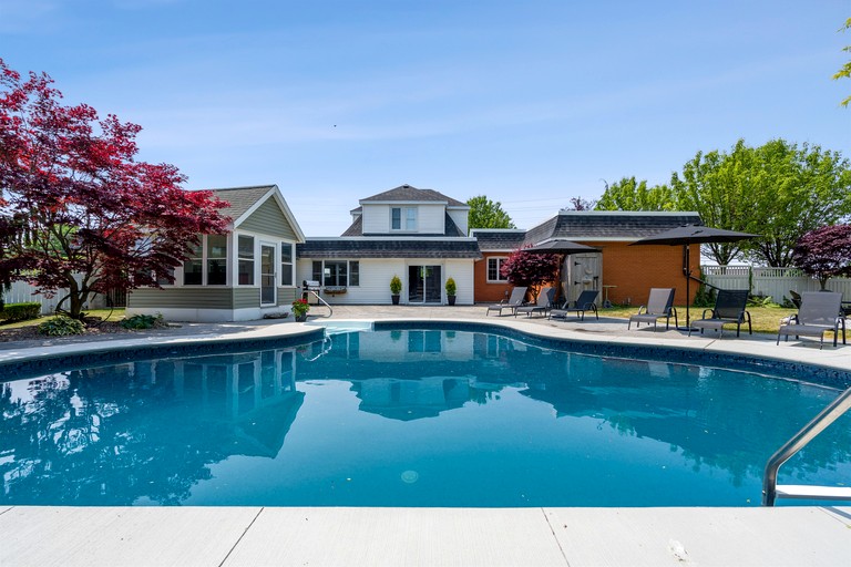 Vacation Rentals (Canada, Kingsville, Ontario)