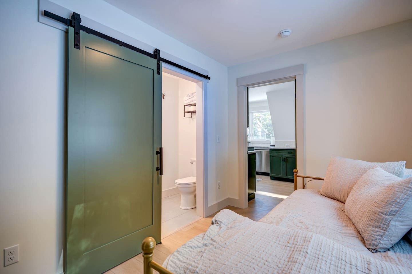 Bright and Airy A-Frame for a Relaxing Mountain Getaway in Conway, New Hampshire