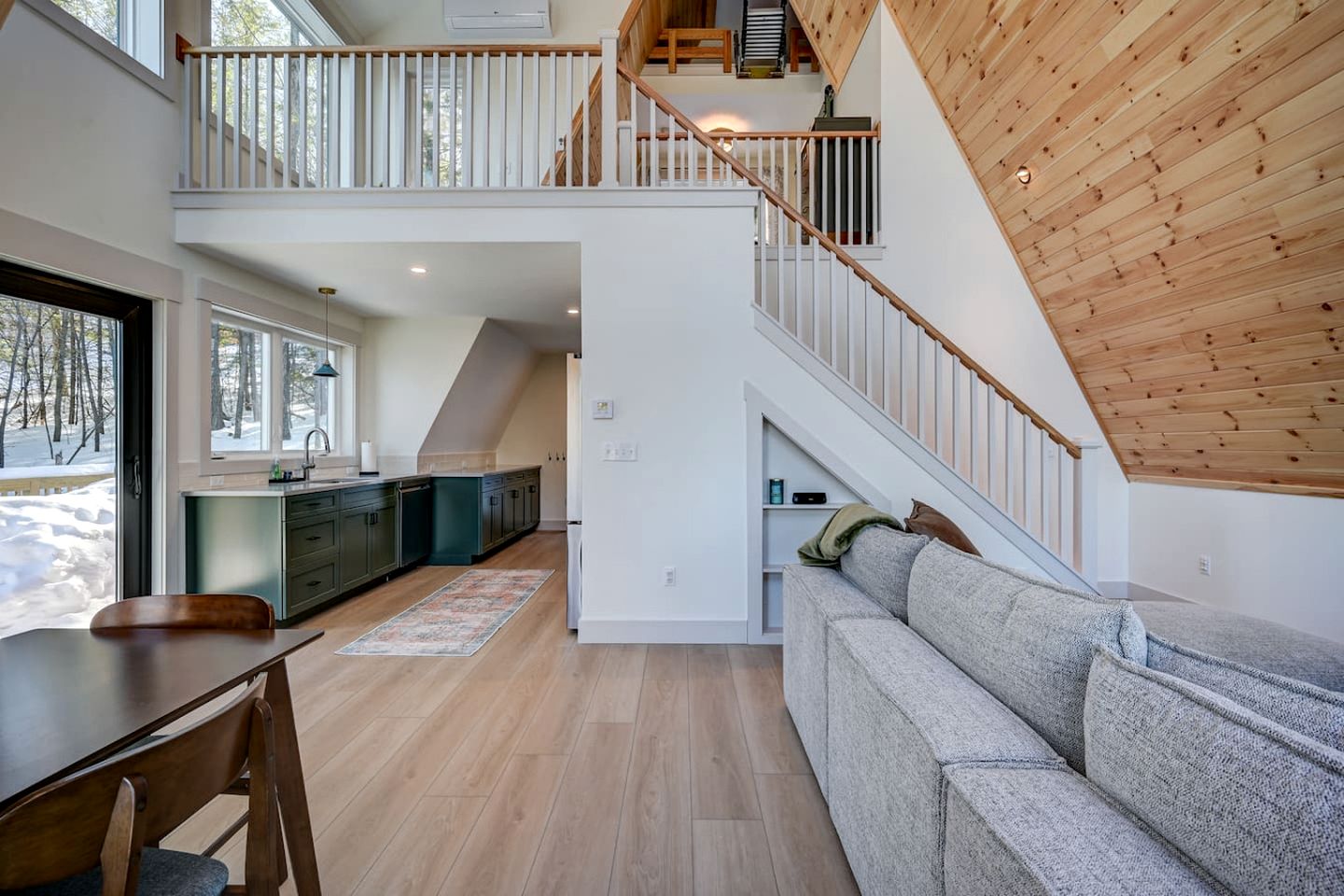 Bright and Airy A-Frame for a Relaxing Mountain Getaway in Conway, New Hampshire