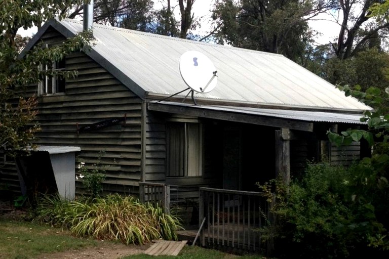 Quaint cottage rental, Namadgi National Park, NSW, Australia