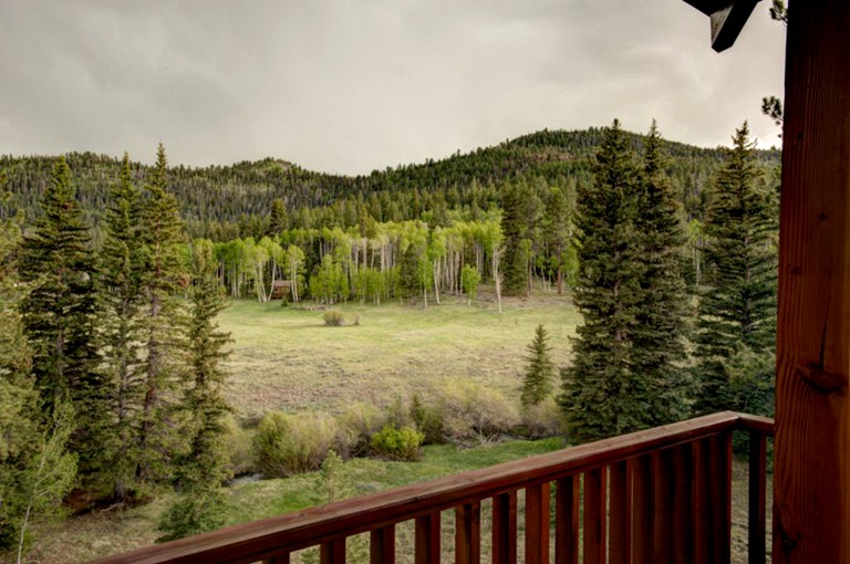 Cabins (Panguitch lake, Utah, United States)