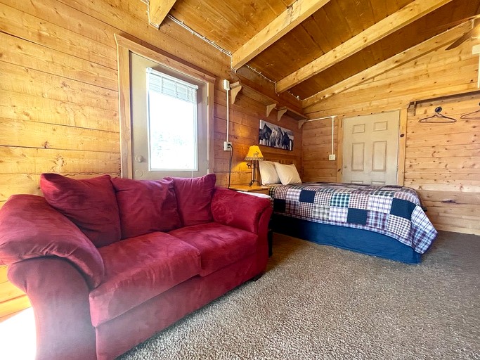 Cabins (United States of America, Mt. Carmel, Utah)