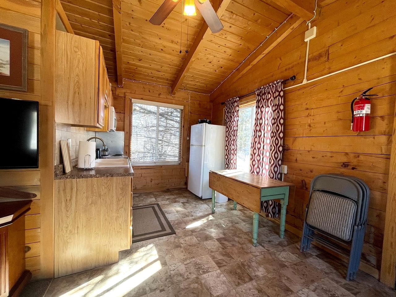 Small Group Cabin Perfect for Outdoor Activities in Mt. Carmel, Utah