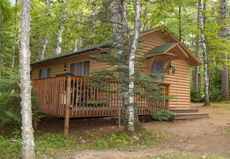 Rustic Cabin with Cozy Fireplace & Private Deck Near Babbitt, Minnesota