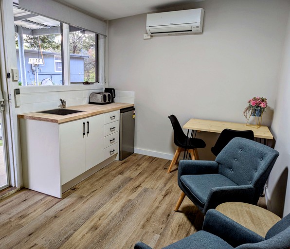 Vacation Rentals (Australia, Dadswells Bridge, --)