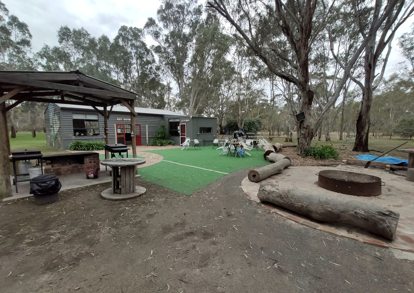 Victoria Glamping Cabin, Perfect for a Family Getaway to the Grampians