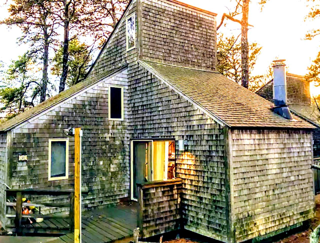 Idyllic Cottage Rental Nestled on a Private Pond in Wellfleet, Massachusetts