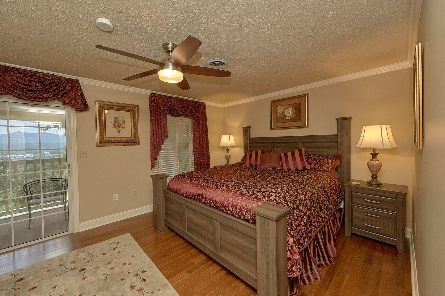 Luxury Pigeon Forge Rental for Large Family Getaways in Tennessee