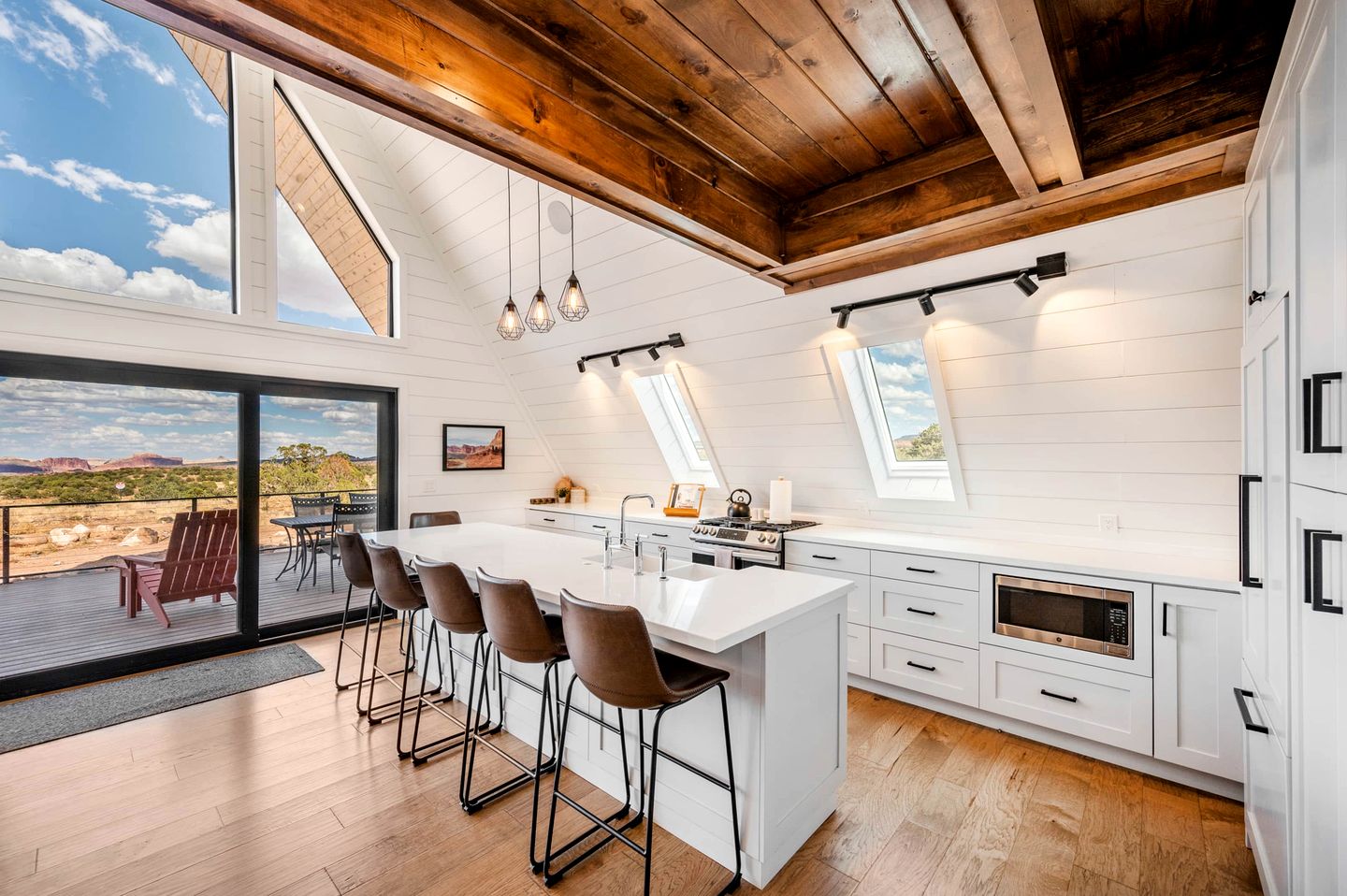 Gorgeous A-frame Settled in the Middle of the Desert inTorrey, Utah