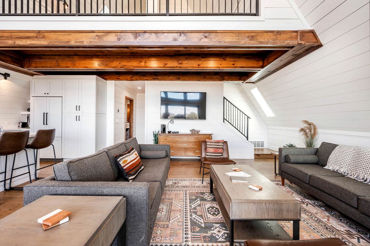 Gorgeous A-frame Settled in the Middle of the Desert inTorrey, Utah