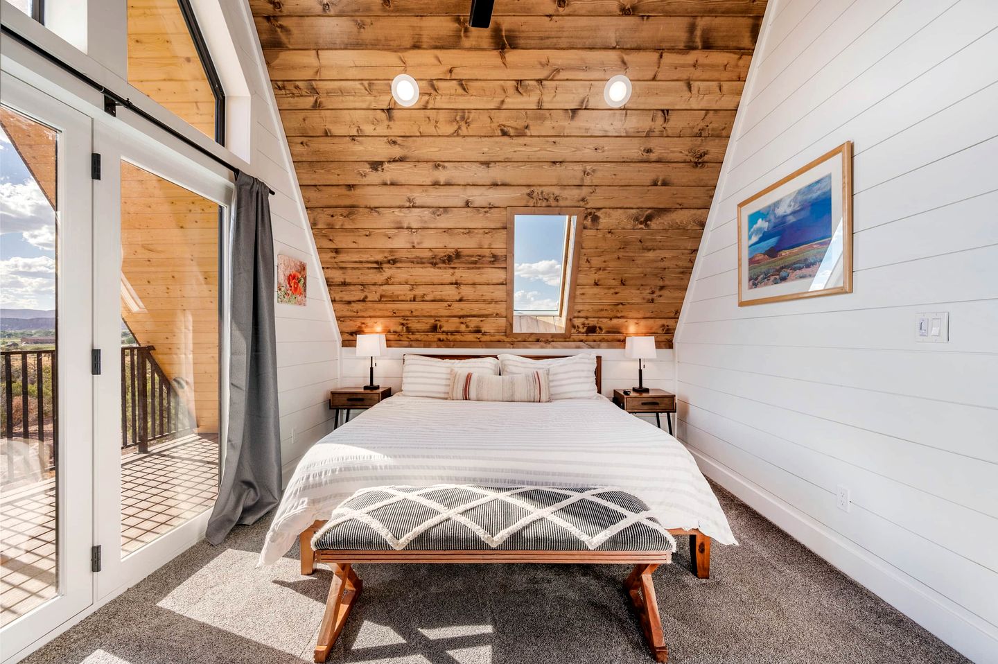 Gorgeous A-frame Settled in the Middle of the Desert inTorrey, Utah