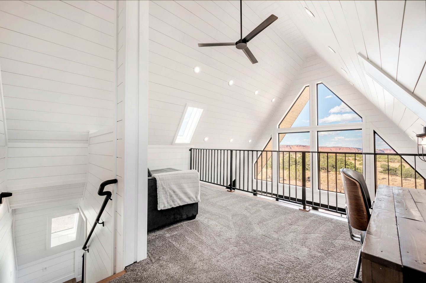 Gorgeous A-frame Settled in the Middle of the Desert inTorrey, Utah