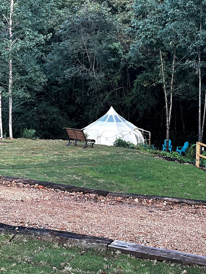 Secluded Bell Tent with Outdoor Shower and Deck in Alabama