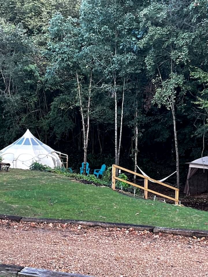 Secluded Bell Tent with Outdoor Shower and Deck in Alabama