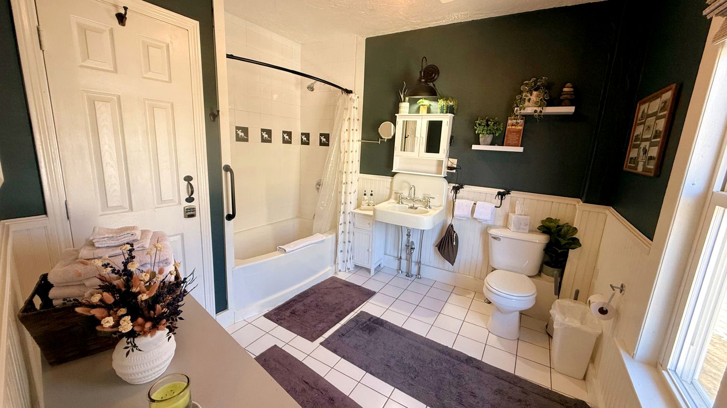 Cozy Four-Season Townhouse with Trail Access Near Moosehead Lake, Greenville Maine