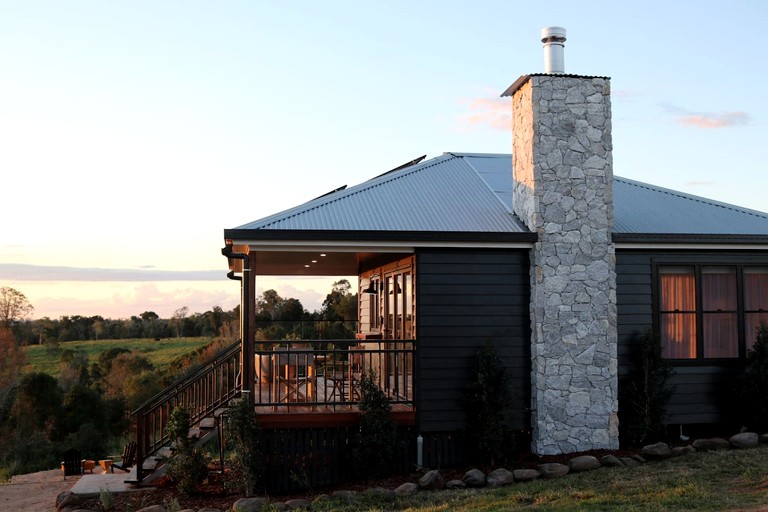 Cabins (Australia, Neumgna, Queensland)