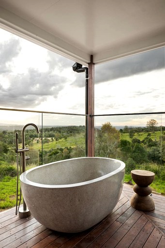 Cabins (Australia, Neumgna, Queensland)