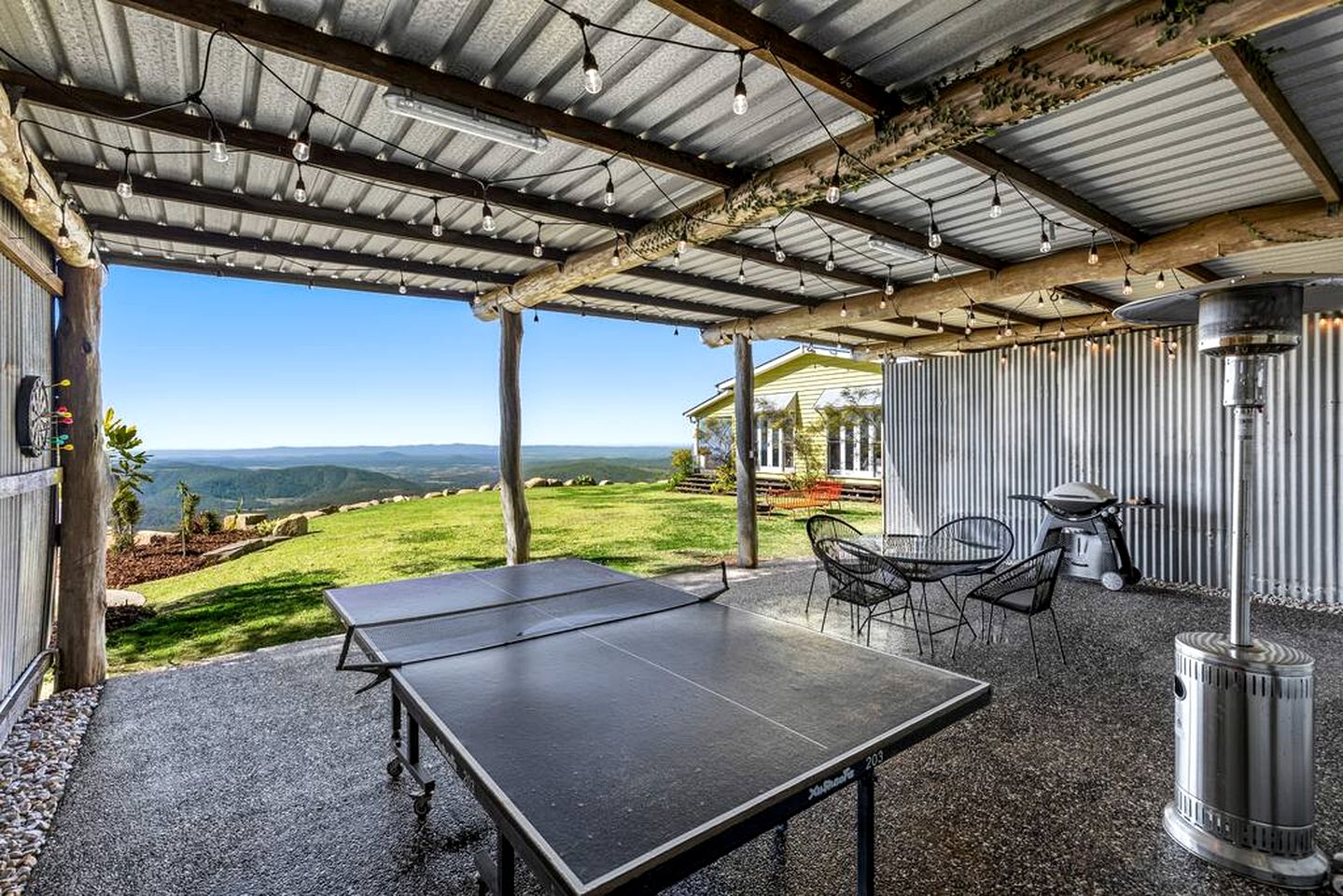 Charming Retro Cottage with Plunge Pool & Valley Views near Crows Nest, Queensland