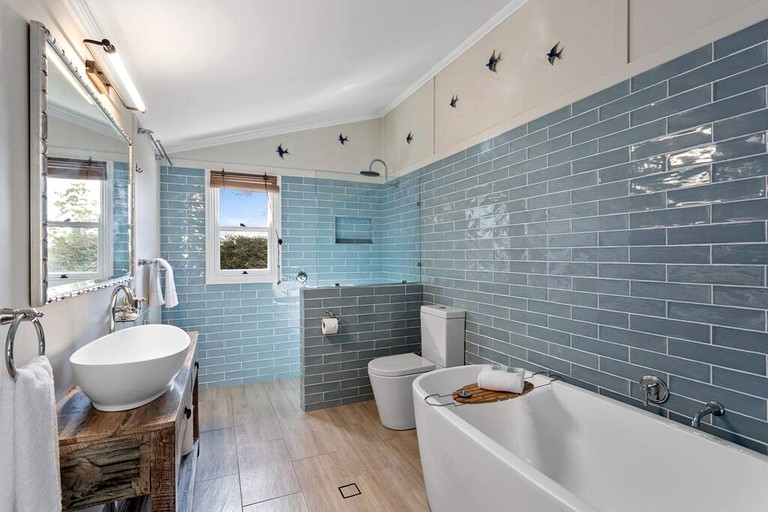 Vacation Rentals (Australia, Ravensbourne, Queensland)