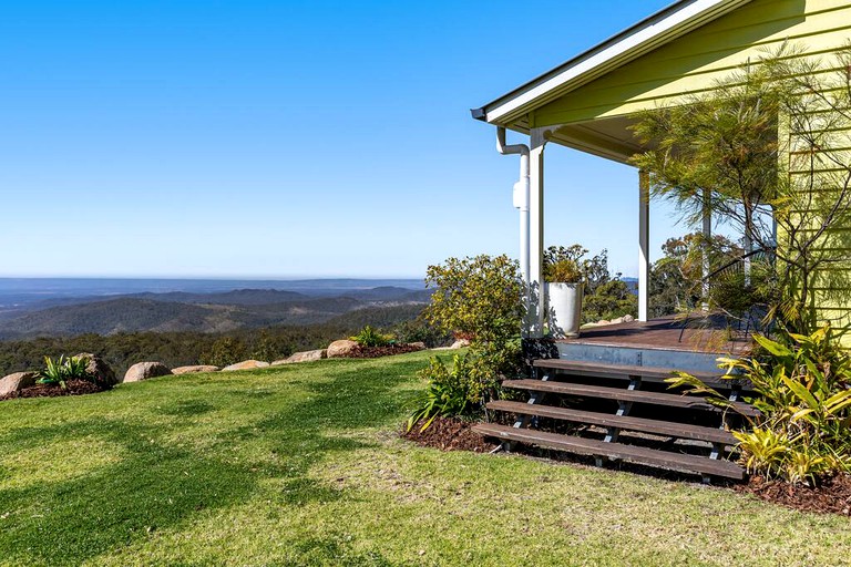 Vacation Rentals (Australia, Ravensbourne, Queensland)