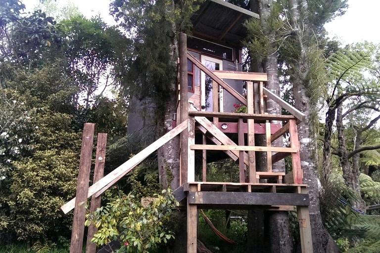 Tree Houses (Birchville, North Island, New Zealand)