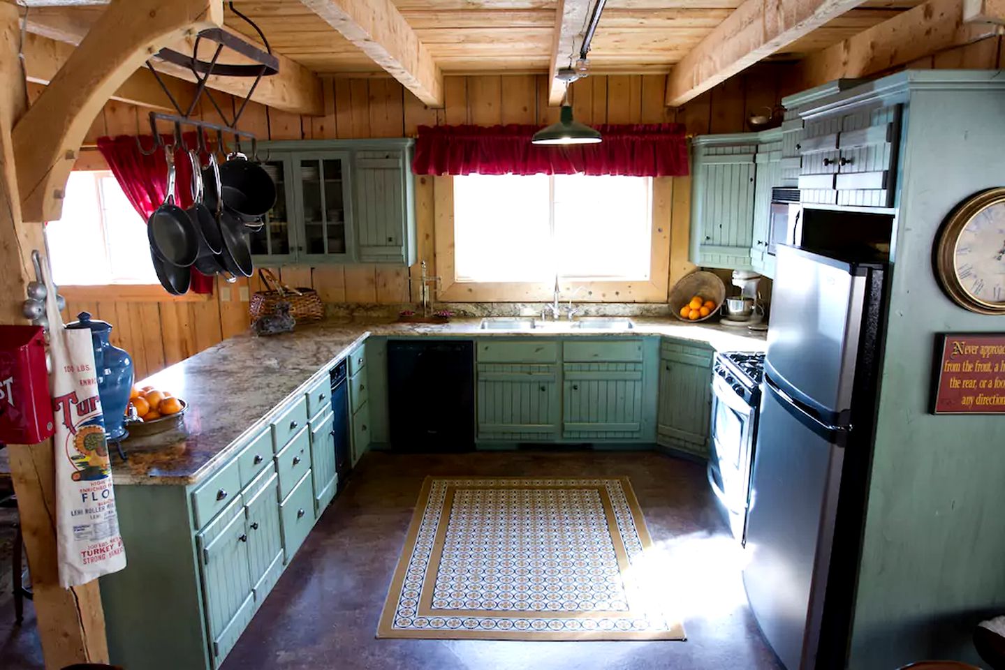 Rustic Barn Rental for a Ranch Vacation near Capitol Reef National Park, Utah