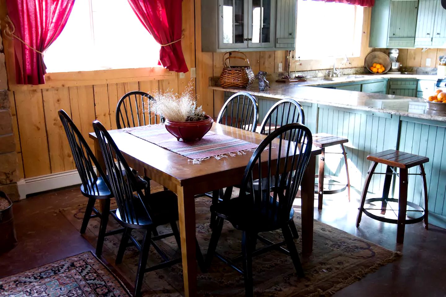 Rustic Barn Rental for a Ranch Vacation near Capitol Reef National Park, Utah