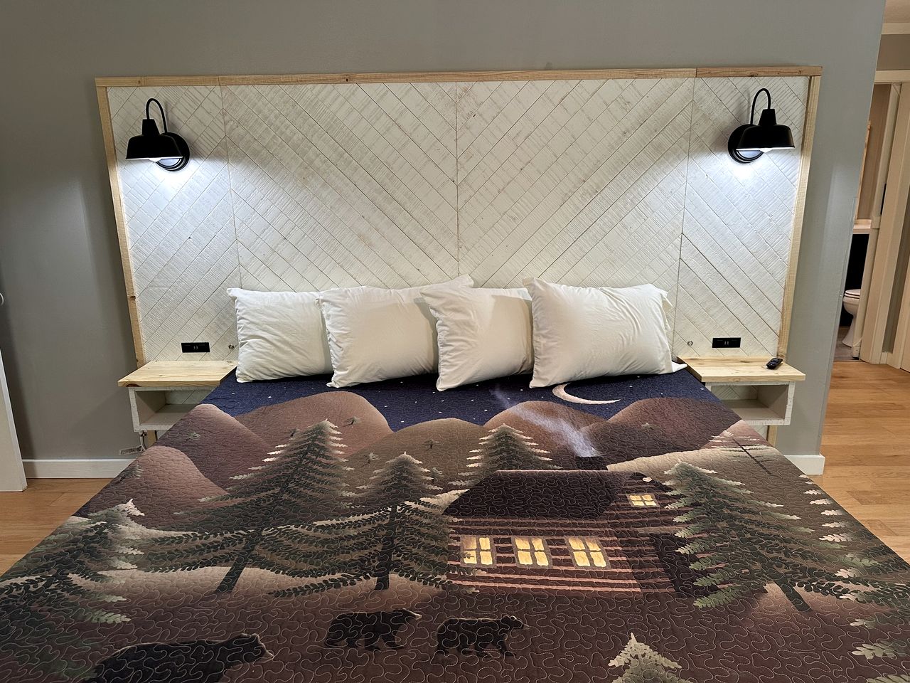 Beautiful Fully Furnished Cabin with Hot-Tub and Game Room in Gatlinburg, Tennesse