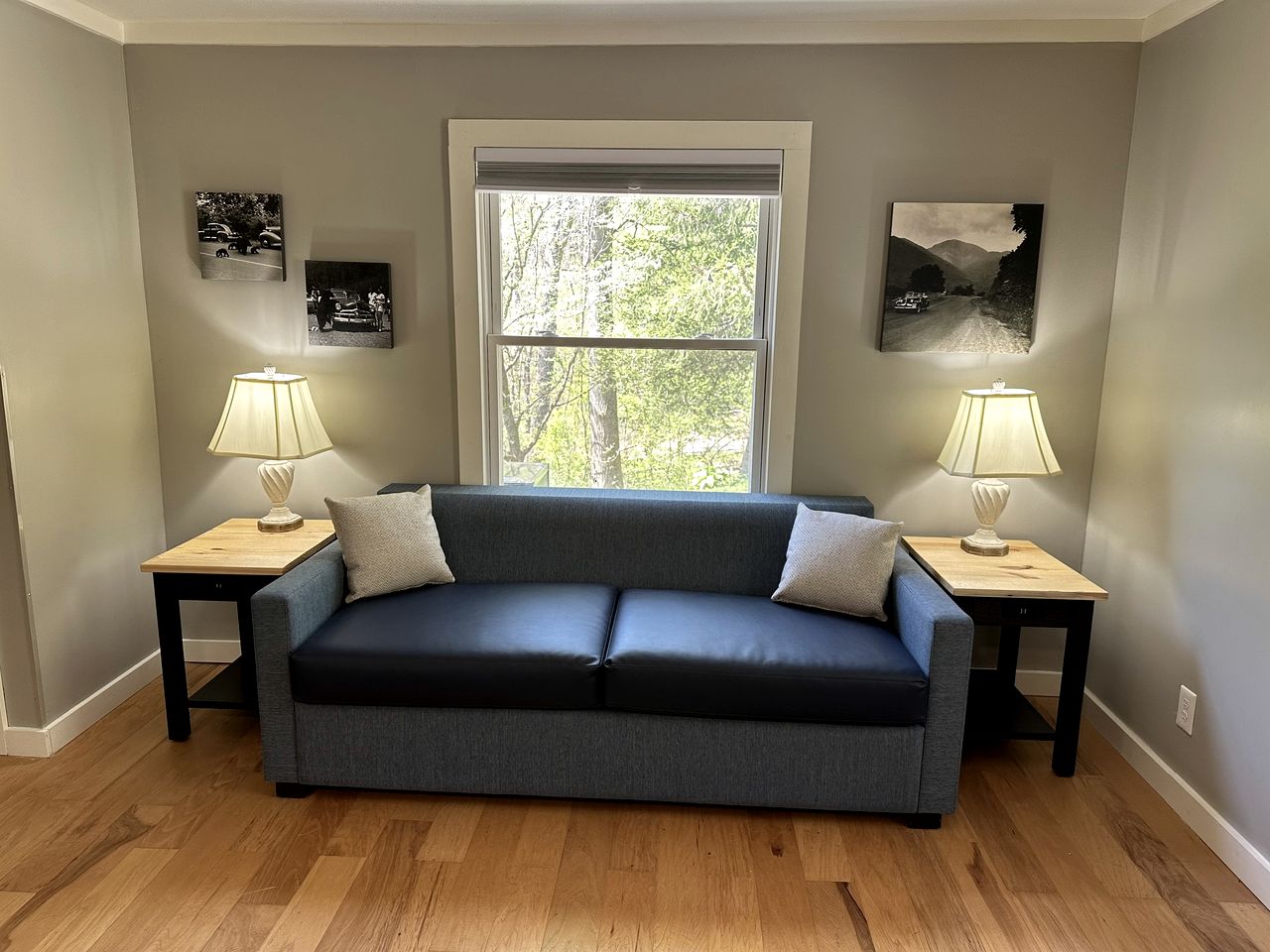 Beautiful Fully Furnished Cabin with Hot-Tub and Game Room in Gatlinburg, Tennesse