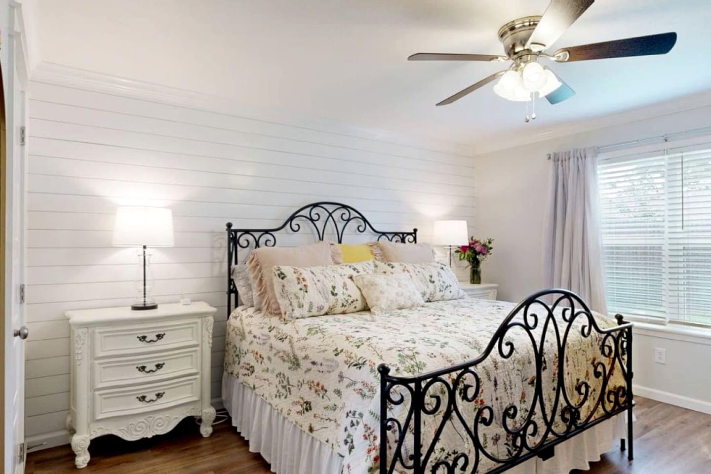 Modern Farmhouse Escape with Patio & Fire Pit in Bryan, Texas