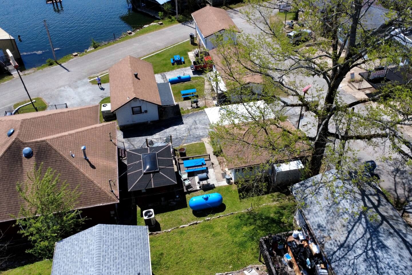 Peaceful Lake Escape with Boat Slip & Spacious Lounge in Garfield, Arkansas