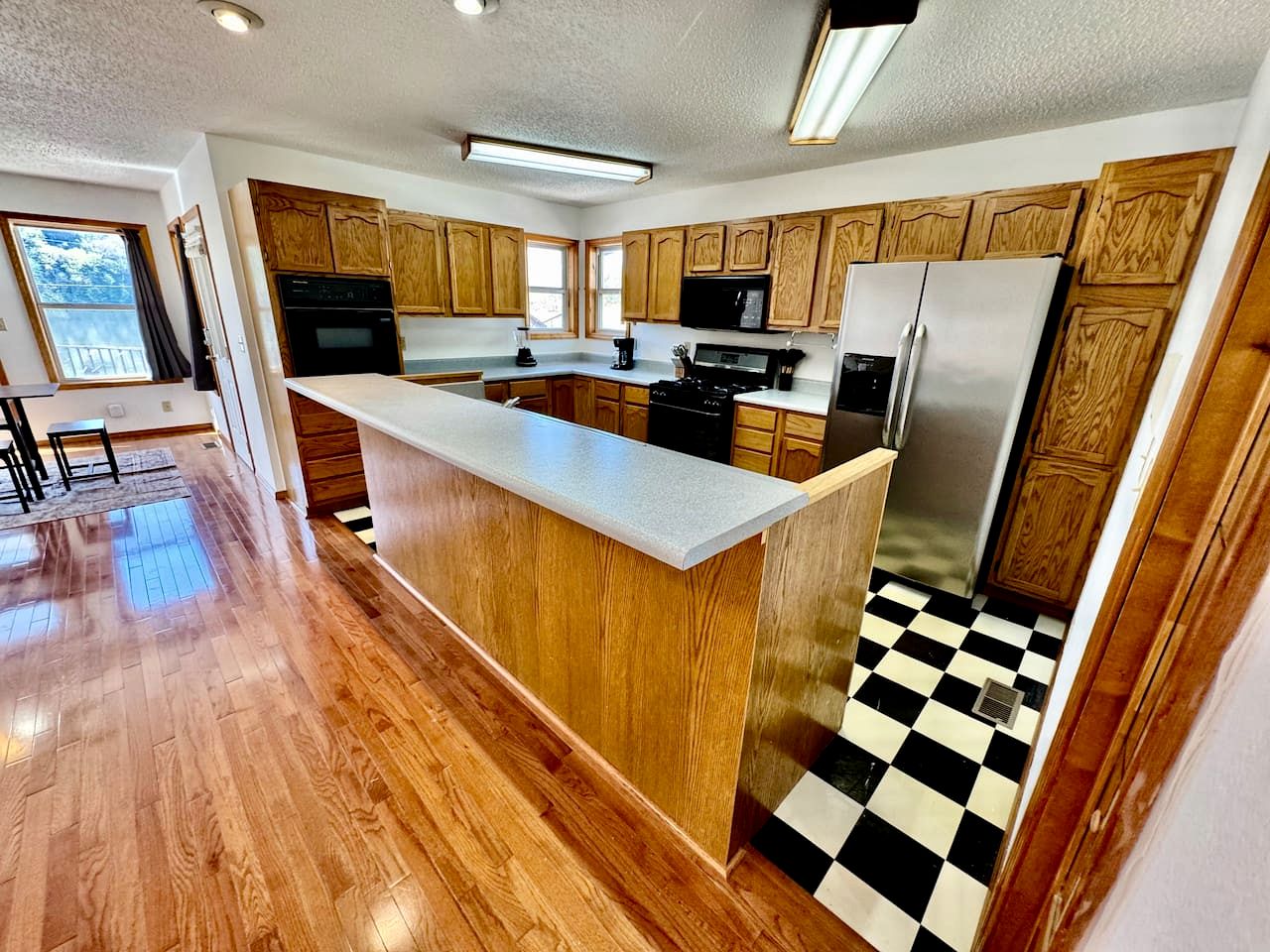 Peaceful Lake Escape with Boat Slip & Spacious Lounge in Garfield, Arkansas