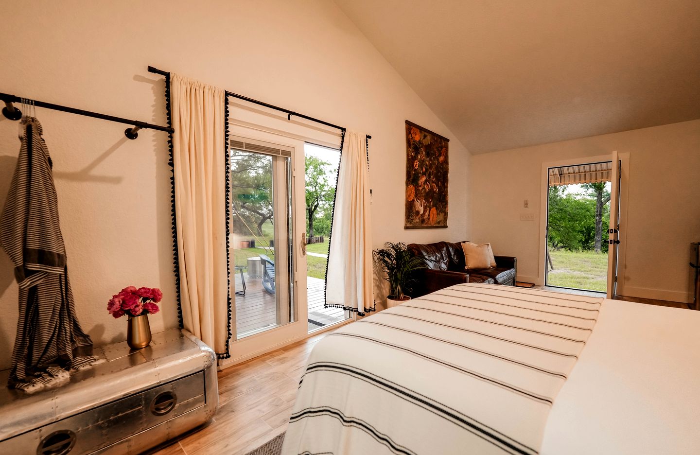 Gorgeous Tiny House with Fire Pit, Games and Barbecue in San Saba, Texas