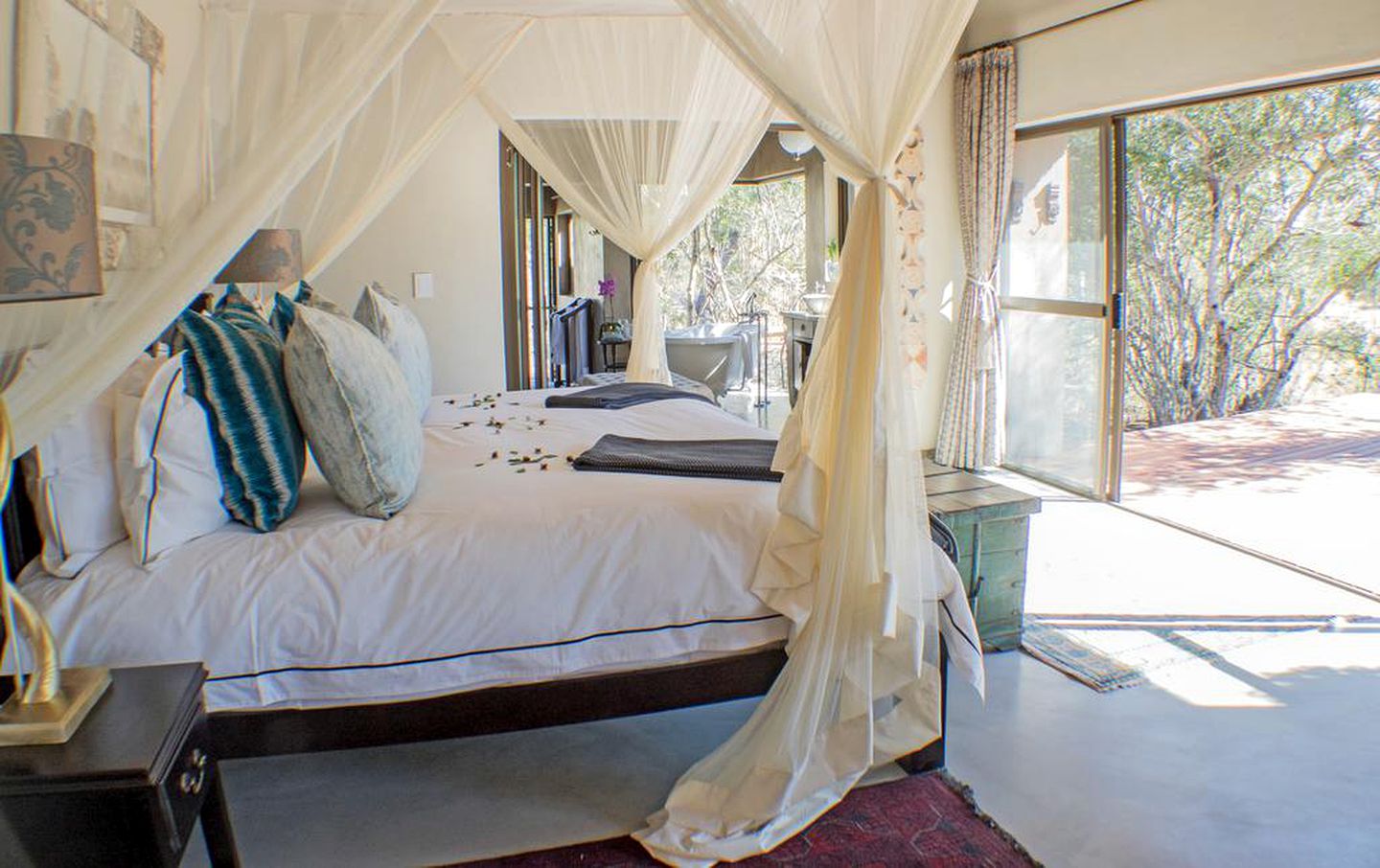 Luxury Suite for a Romantic Getaway in the Wilderness of Limpopo, South Africa