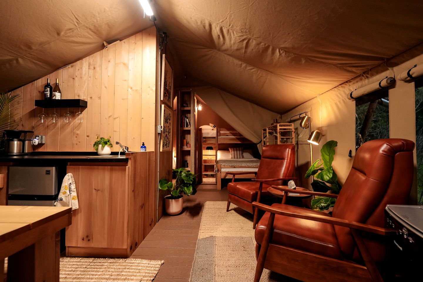 Beautiful Safari Tent Nestled Amidst Trees in San Saba, Texas