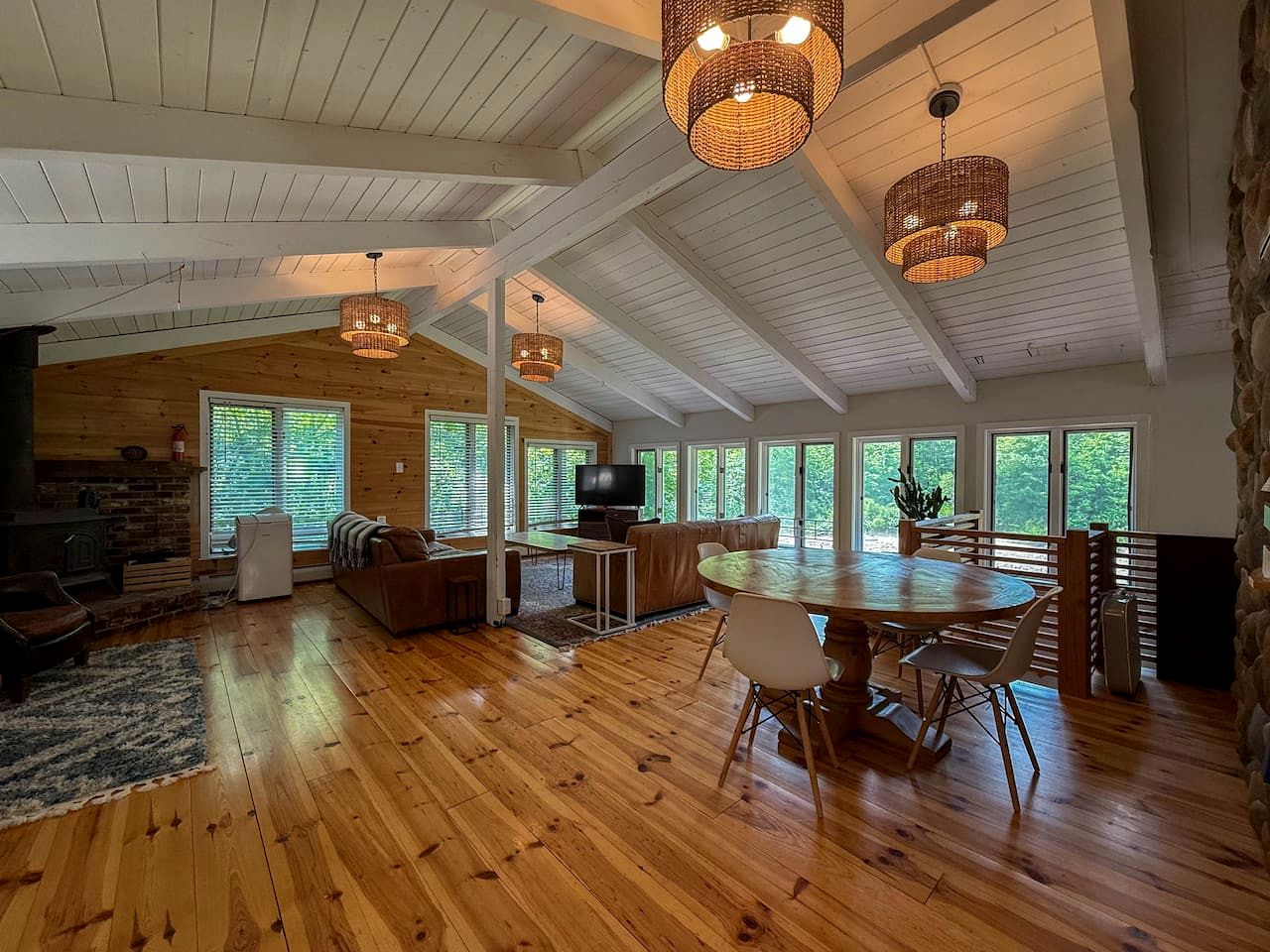 Modern Cabin Riverfront Retreat Near Attitash Mountain in Bartlett, New Hampshire